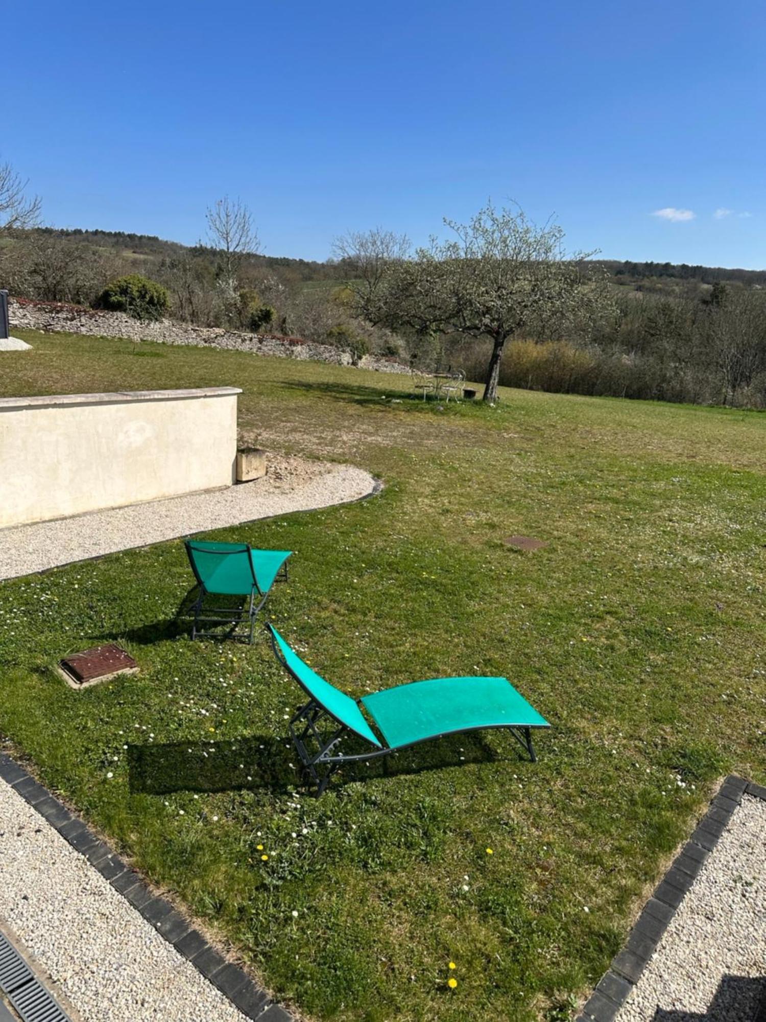 Studio Au Calme Avec Terrasse Rougemont  Exterior foto